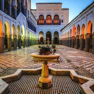 Appartamento In A Xviiie Palace, Fez